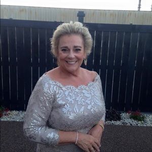 Meet your Posher, Sharon